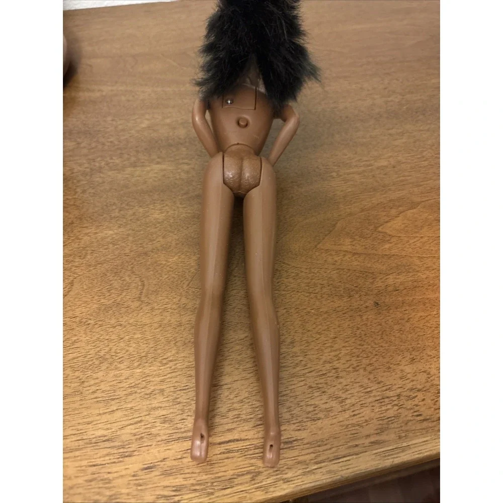 Barbie 1998 Giggles 'N Swing Fashion Doll Set African American 20534 - Doll Only